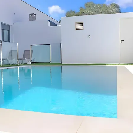 Casas Arenas 1 Casa de Férias